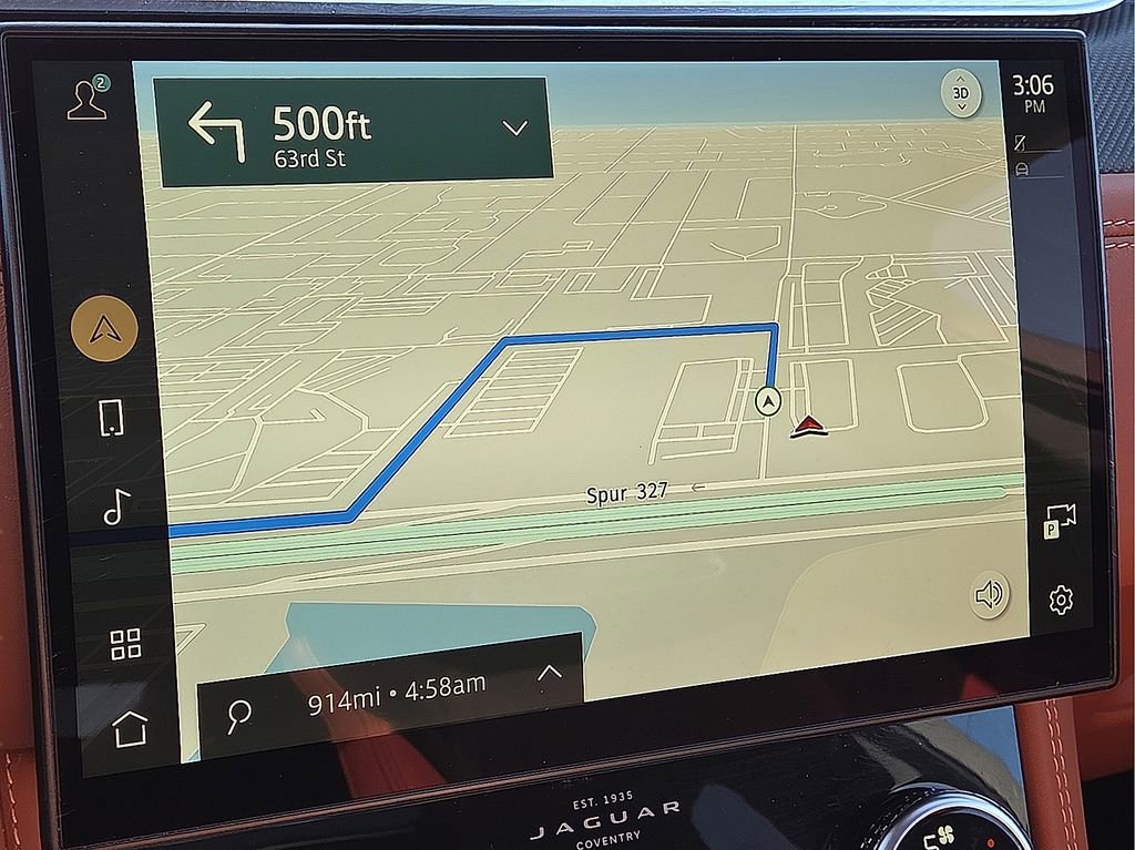 Used 2023 Jaguar F-PACE SVR image 29