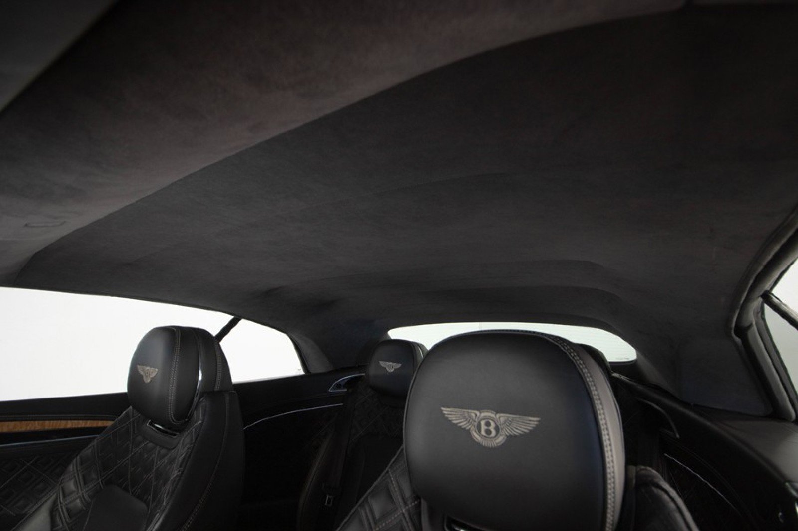 Used 2020 Bentley Continental GT w/ First Edition Specification image 36