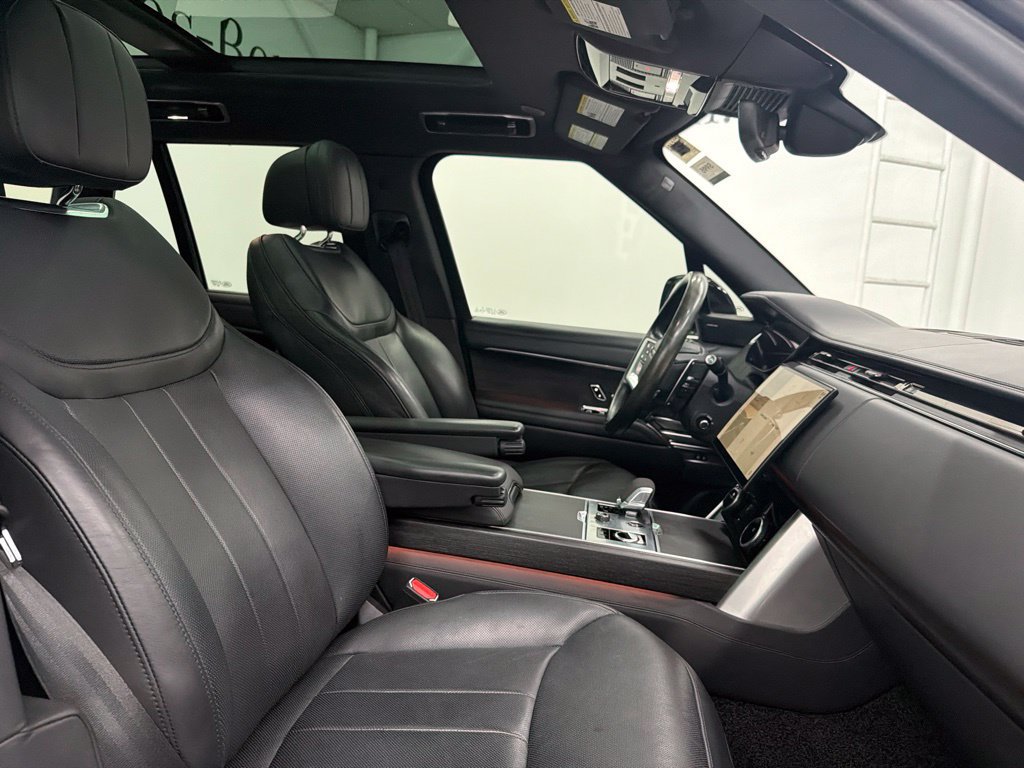 Used 2023 Land Rover Range Rover SE AWD/4WD image 30