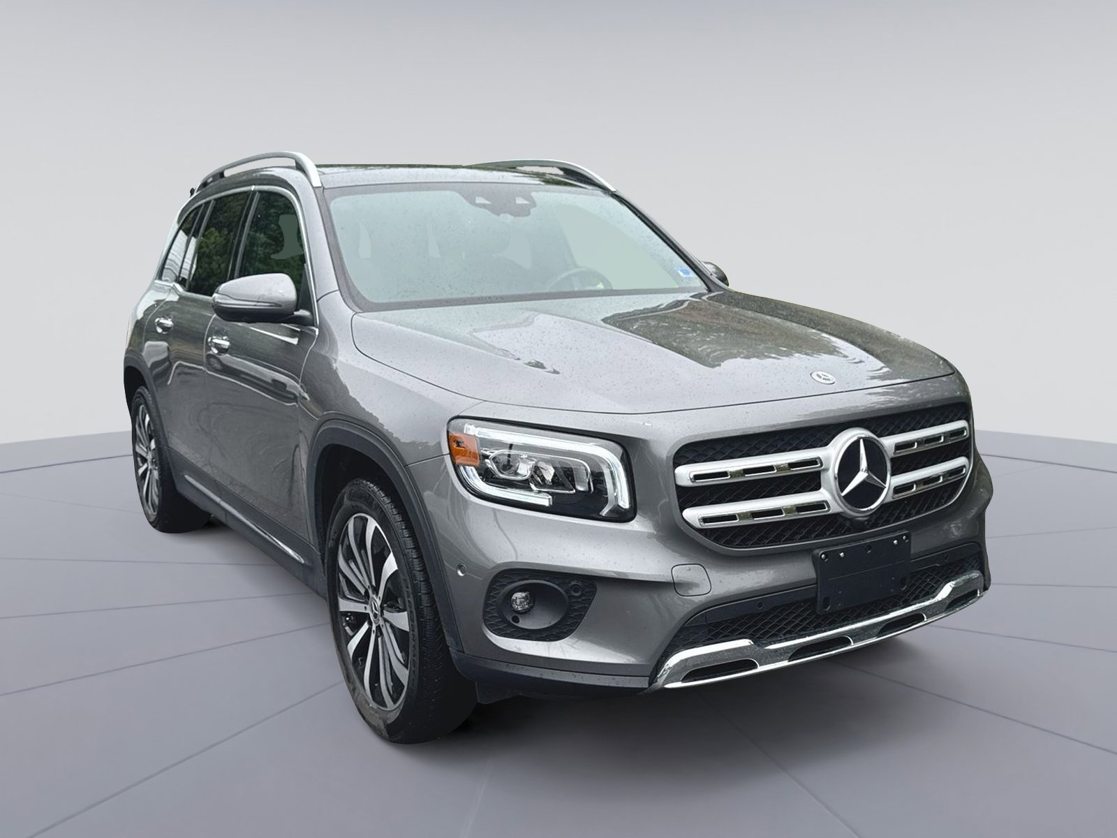 Used 2023 Mercedes-Benz GLB 250 4MATIC image 1