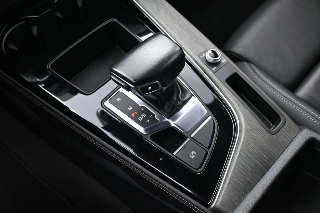 Used 2022 Audi A4 2.0T Premium Plus AWD/4WD image 34