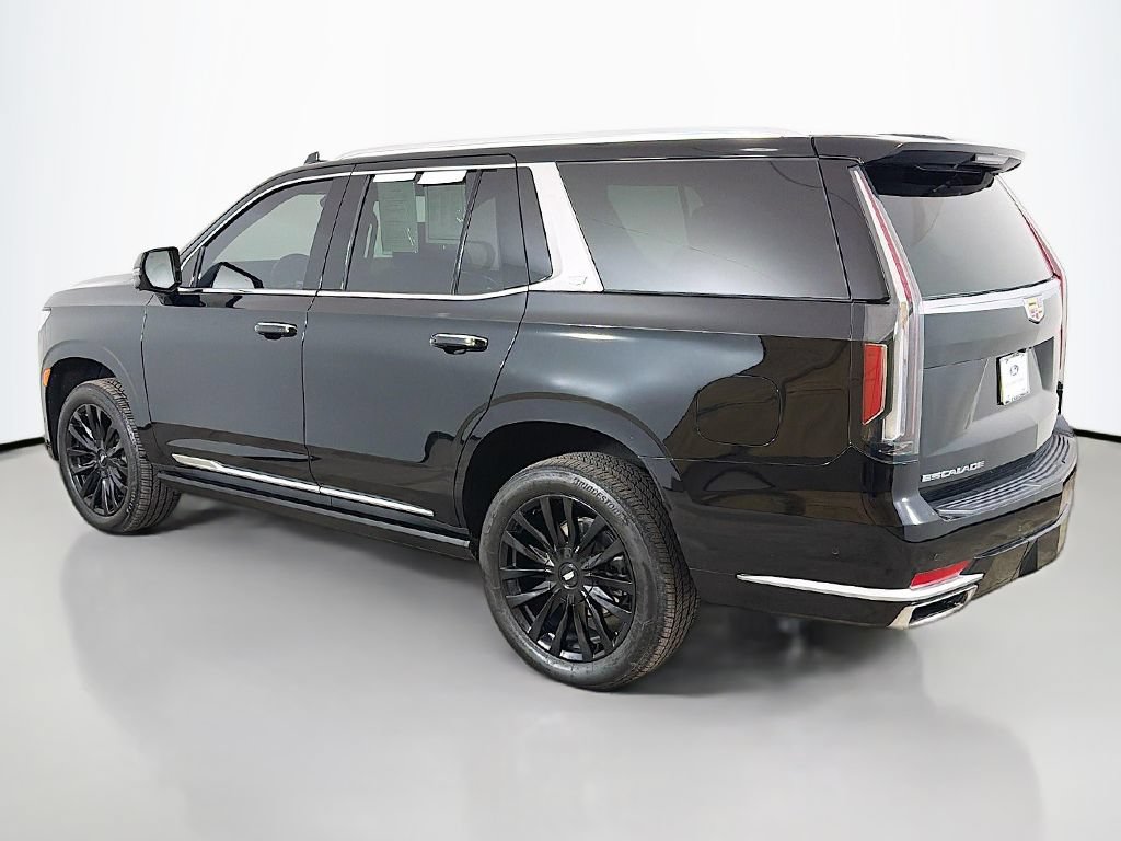 Used 2024 Cadillac Escalade Premium Luxury w/ Performance Package AWD/4WD image 15