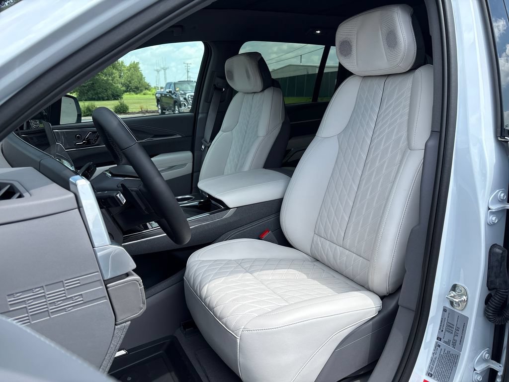 New 2026 Cadillac Escalade IQ AWD Sport 1 w/ LPO, Floor Liner Package image 16