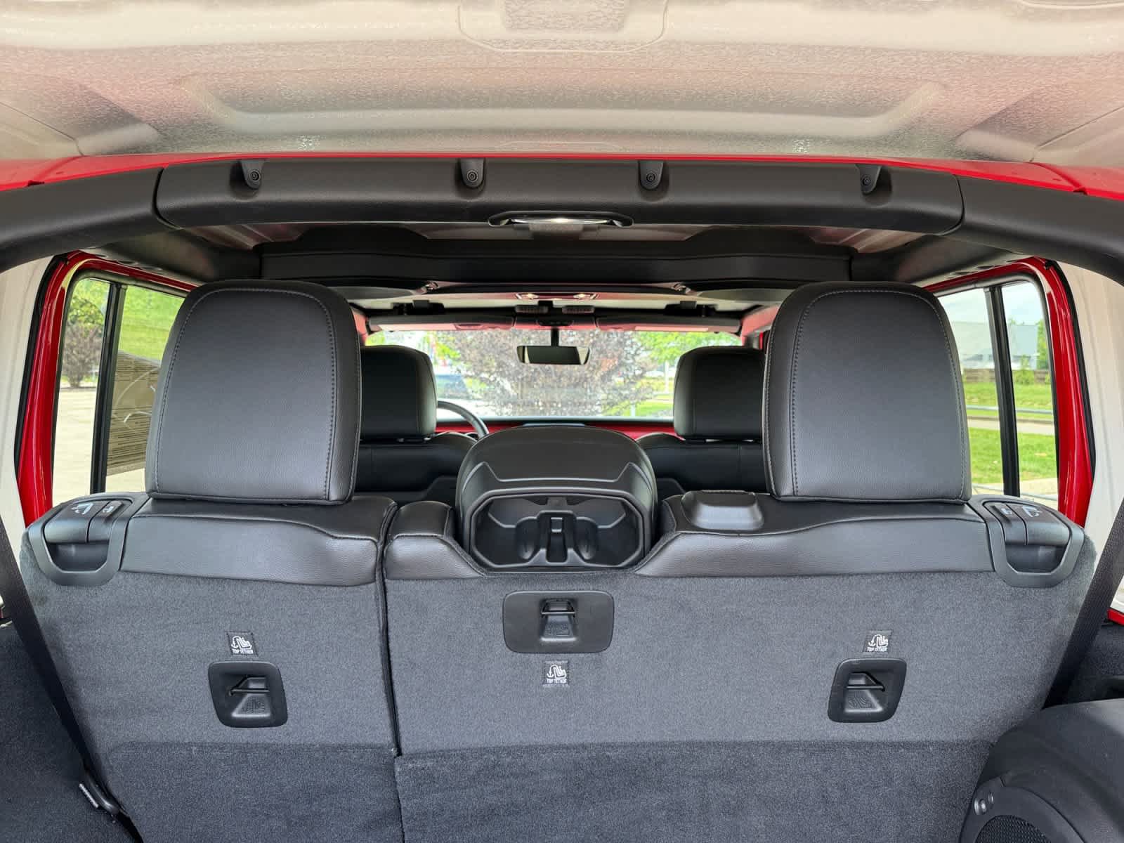 Used 2022 Jeep Wrangler Unlimited Rubicon w/ Safety Group AWD/4WD image 20