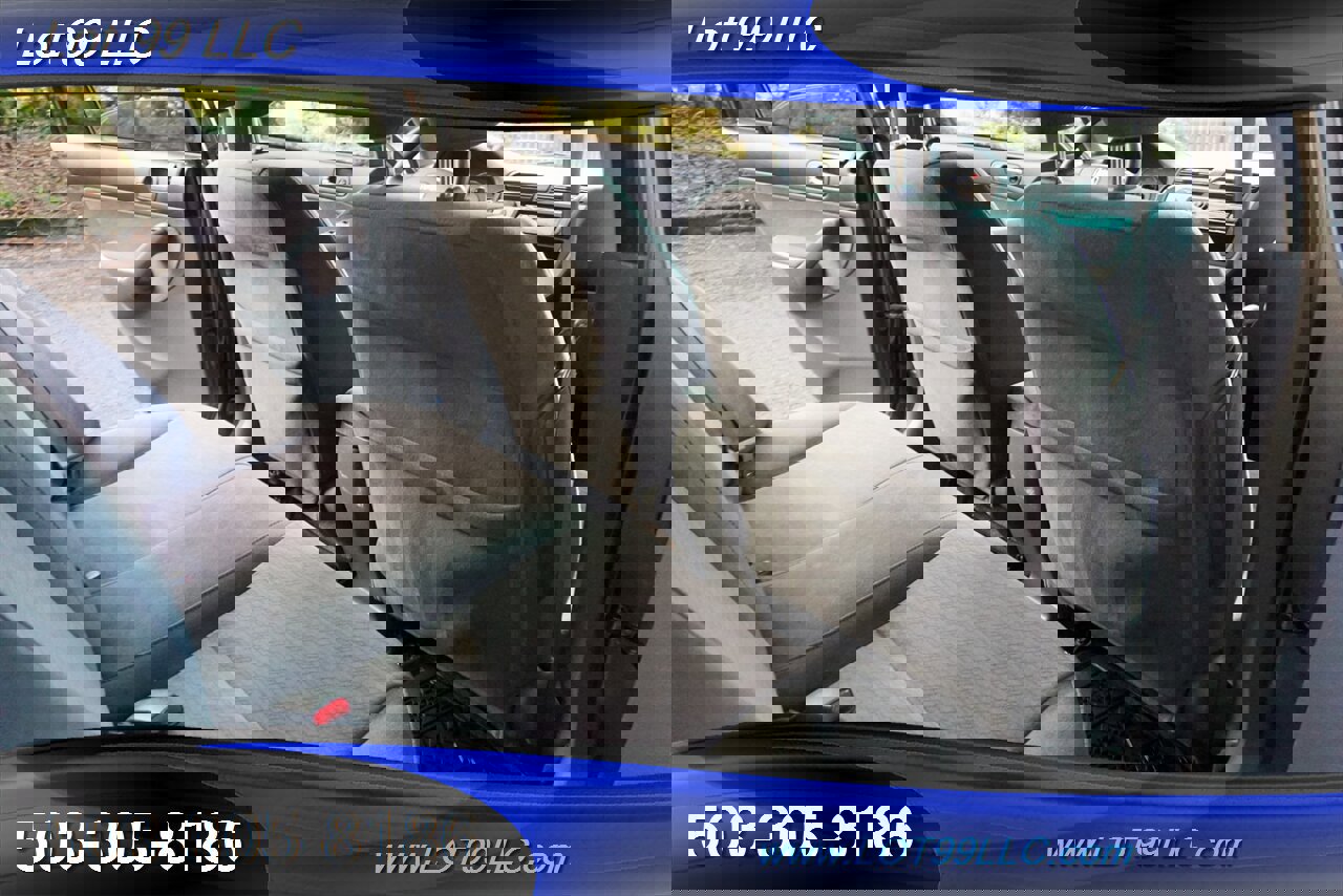 Used 2005 Honda Civic Hybrid Sedan image 18