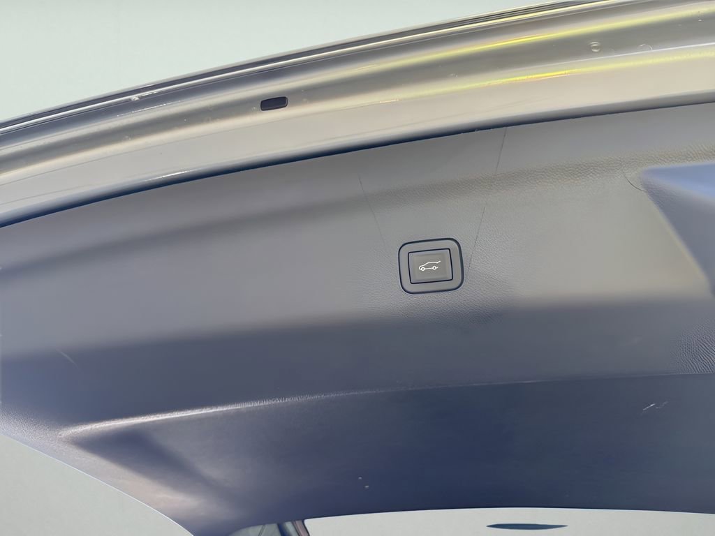 Used 2025 Cadillac Escalade Sport Platinum image 24