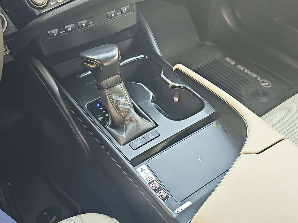 Certified 2023 Lexus ES 300h w/ Premium Package FWD image 27