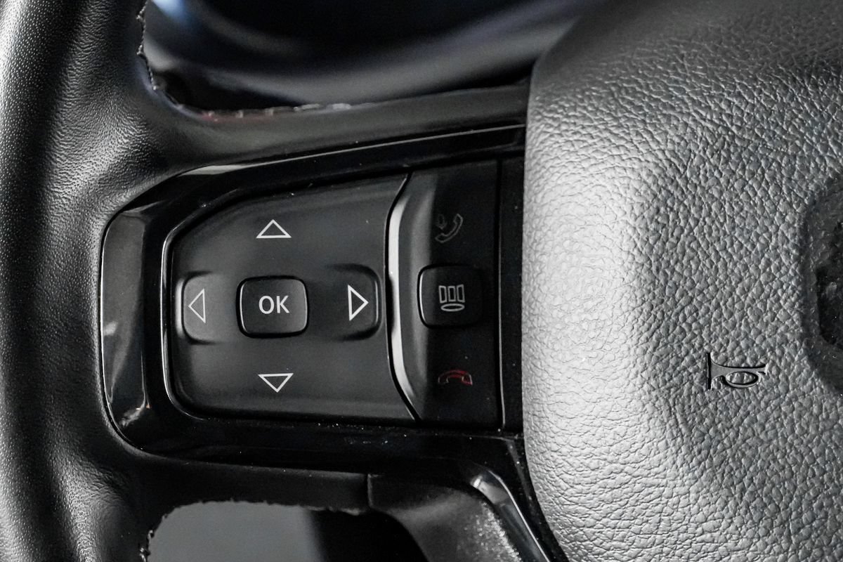 Used 2023 RAM 2500 Limited AWD/4WD image 17