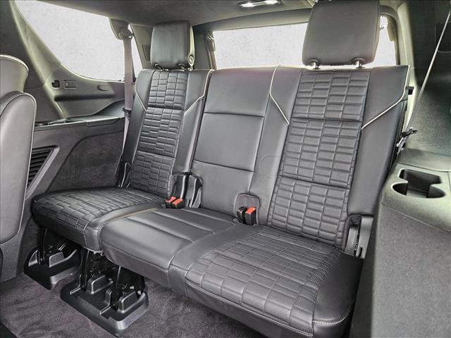Used 2023 Cadillac Escalade Sport Platinum w/ LPO, ONYX Package image 21