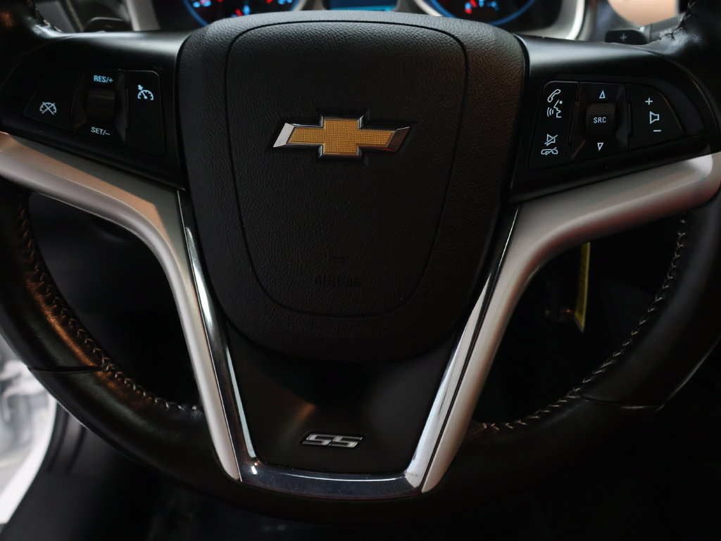 Used 2015 Chevrolet Camaro SS w/ RS Package RWD image 17