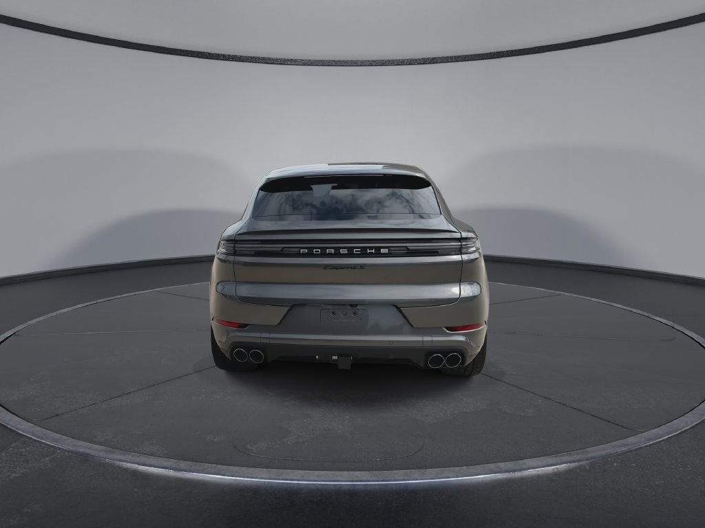 Used 2025 Porsche Cayenne S AWD/4WD image 7