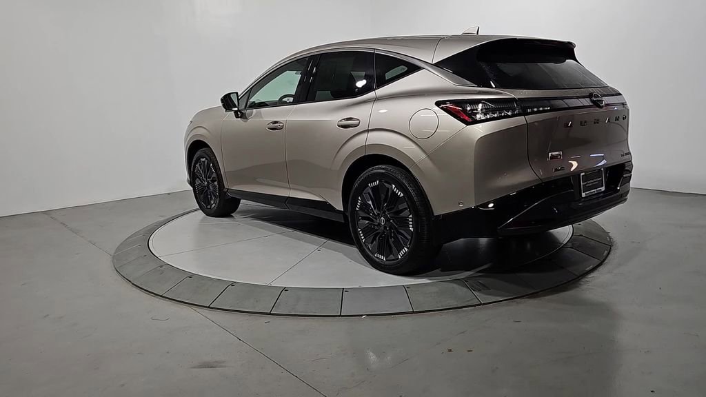 Certified 2025 Nissan Murano Platinum w/ Cargo Package image 3