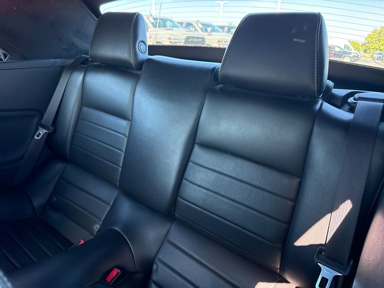 Used 2014 Ford Mustang Premium image 12