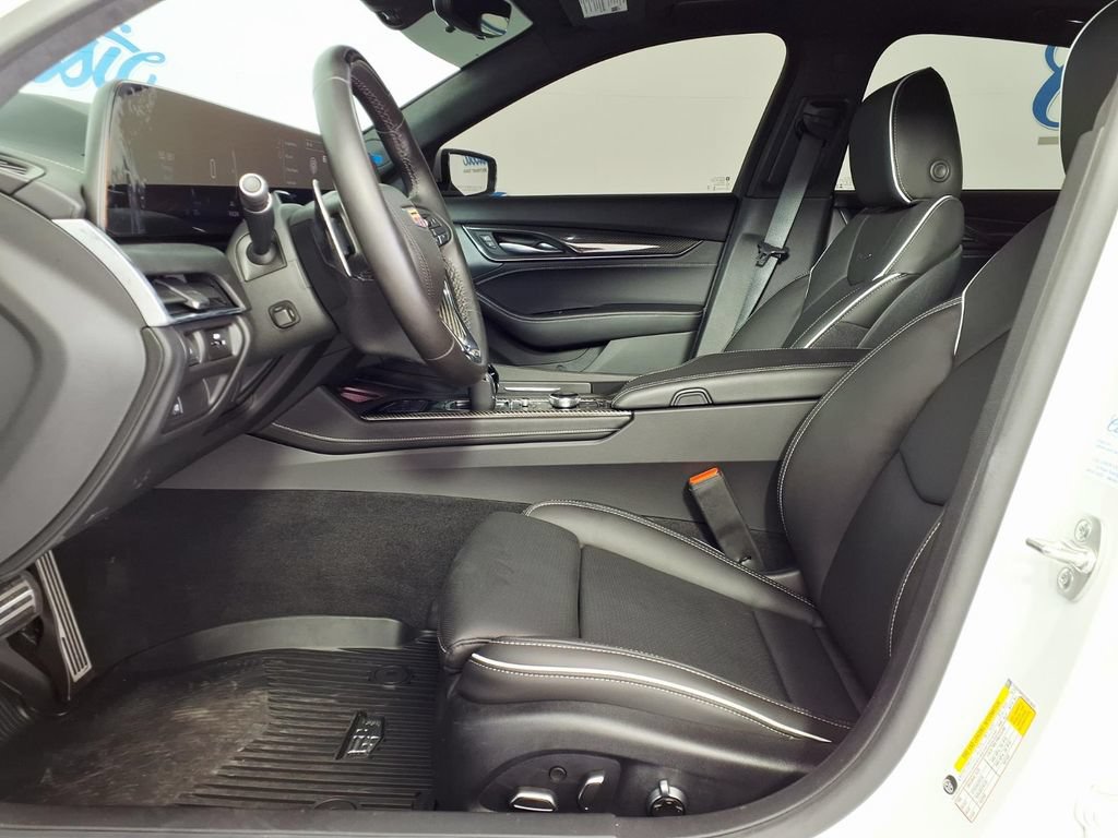 Used 2025 Cadillac CT5 V Blackwing w/ Carbon Fiber 1 Package RWD image 7