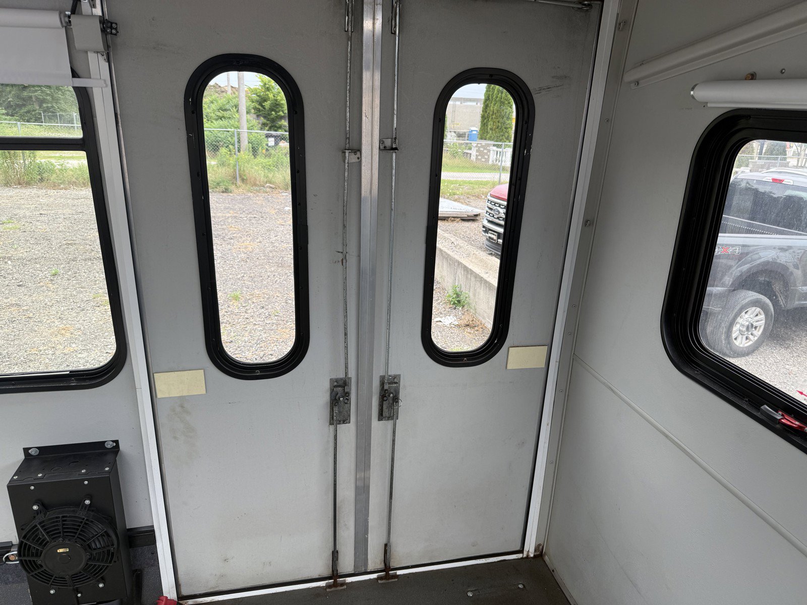 Used 2016 Ford E-450 and Econoline 450 Super Duty w/ Shuttle Bus Prep Package RWD image 20