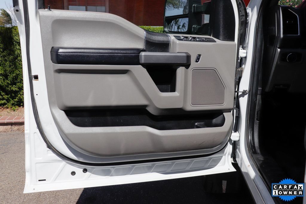 Used 2018 Ford F550 4x4 Crew Cab Super Duty image 16