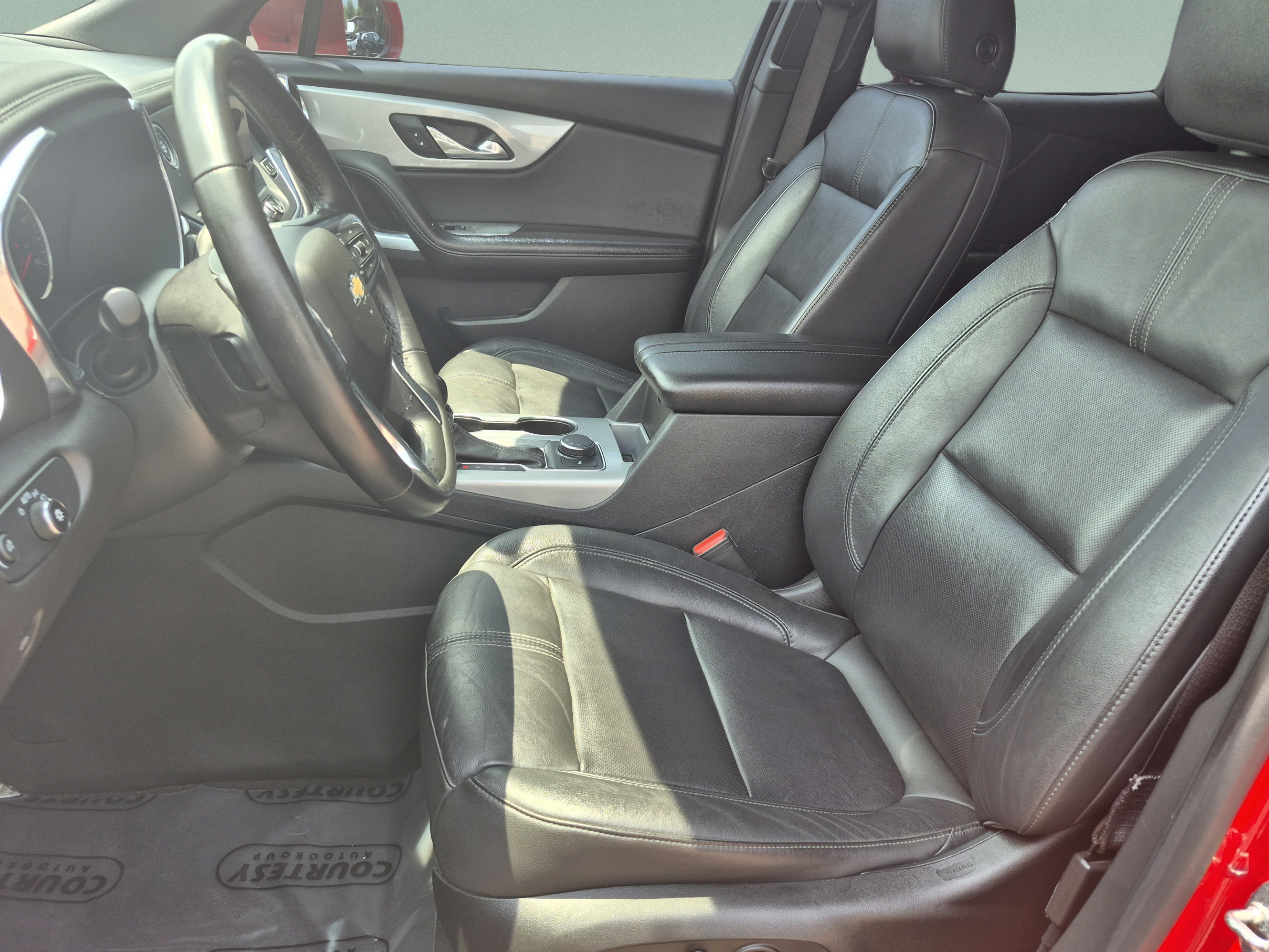 Used 2020 Chevrolet Blazer LT FWD image 20