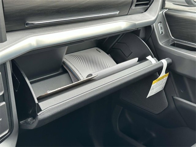 New 2025 Ford F150 Lariat w/ Equipment Group 502A High image 33