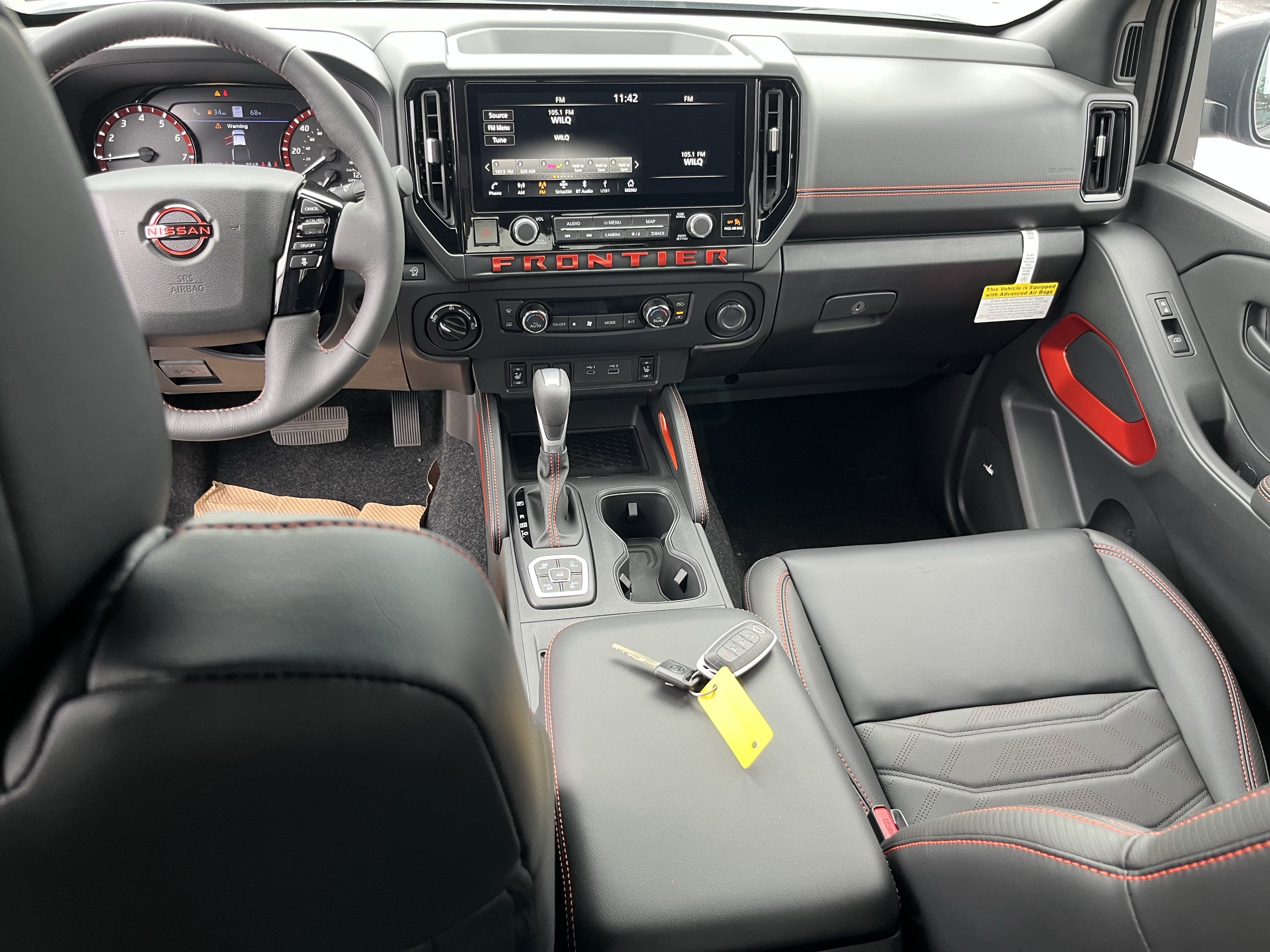New 2027 Nissan Frontier PRO-4X w/ Pro Premium Package AWD/4WD image 17