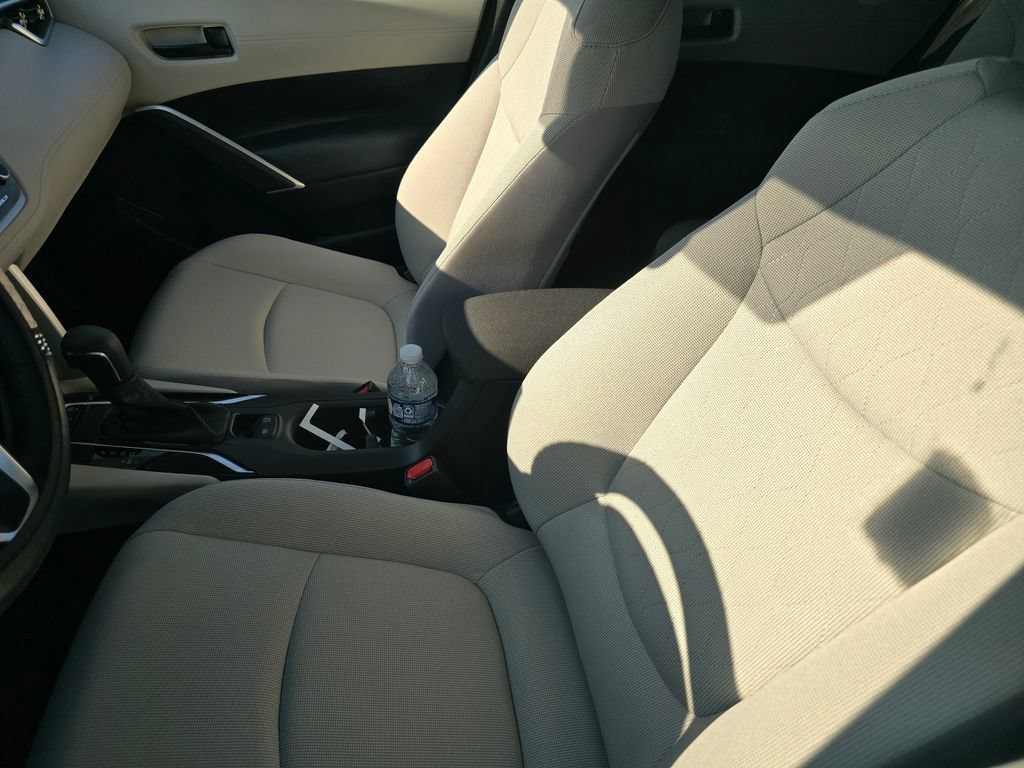Used 2024 Toyota Corolla Cross LE AWD/4WD image 22