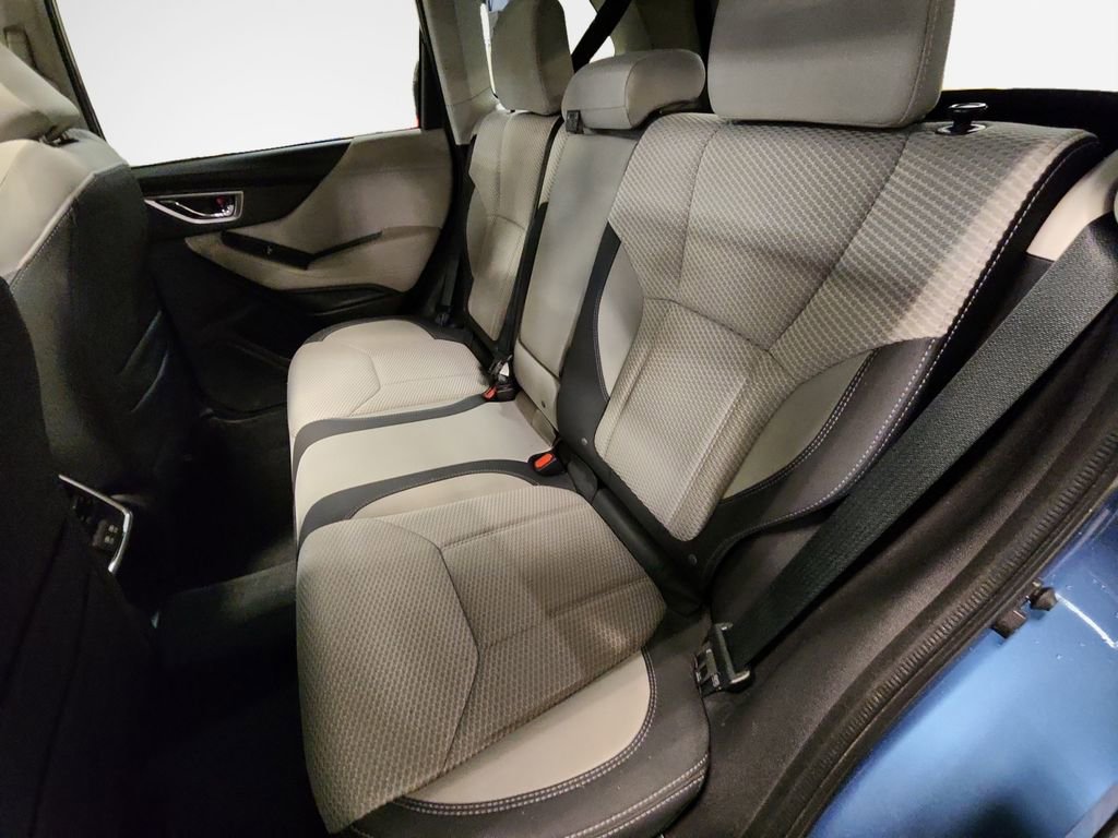 Used 2019 Subaru Forester Premium AWD/4WD image 25