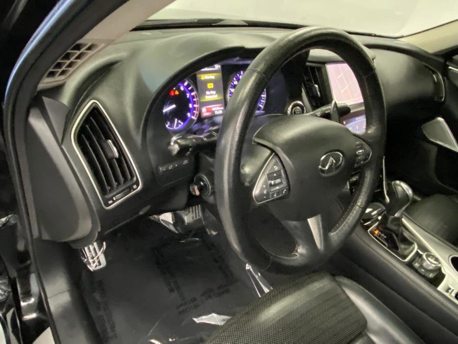 Used 2017 INFINITI Q50 Red Sport 400 image 35