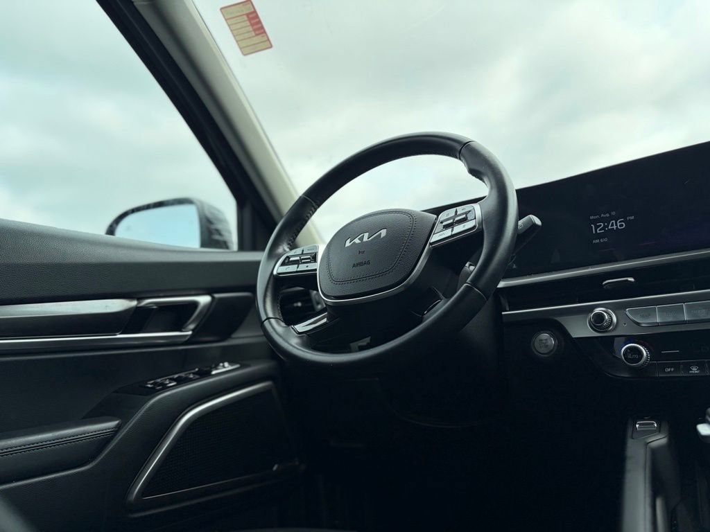 Used 2025 Kia Telluride S AWD/4WD image 44