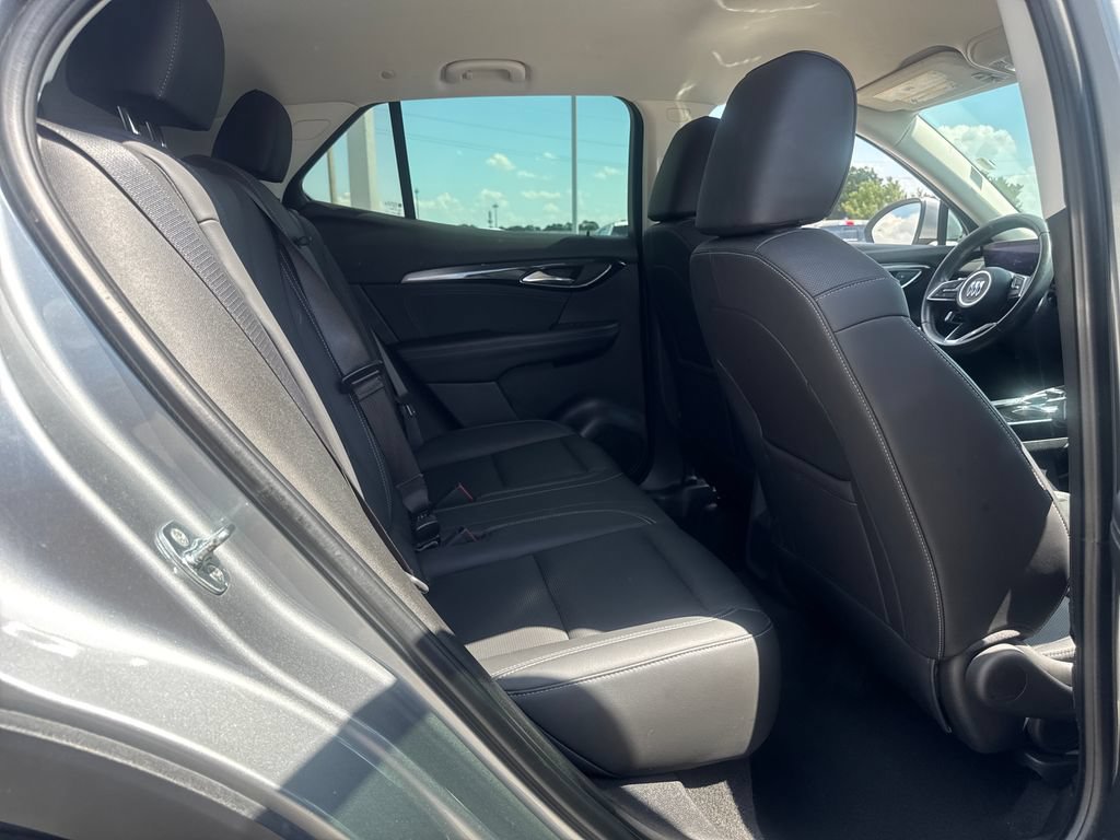 Used 2024 Buick Envision Preferred AWD/4WD image 12