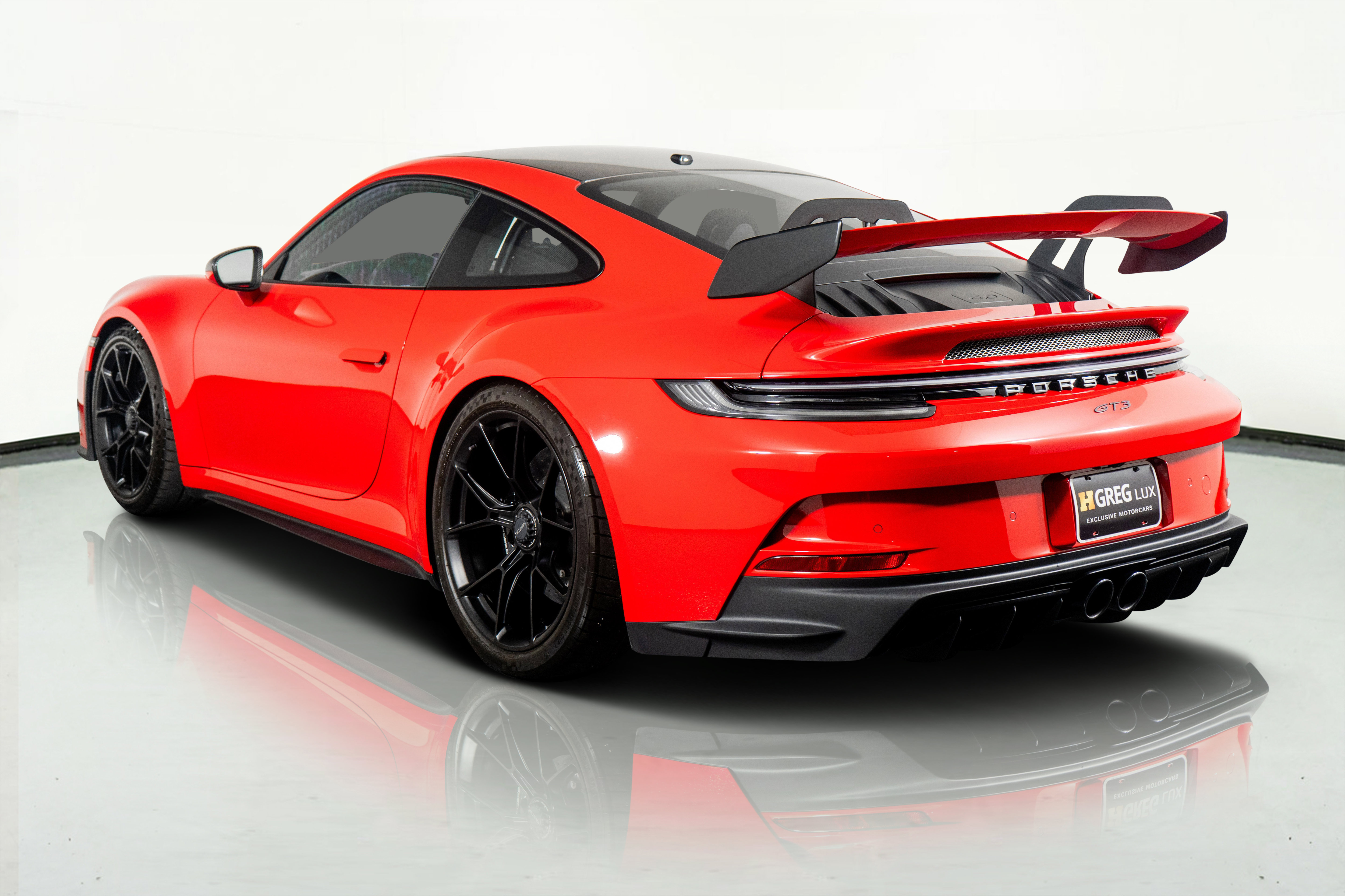 Used 2024 Porsche 911 GT3 RWD image 11
