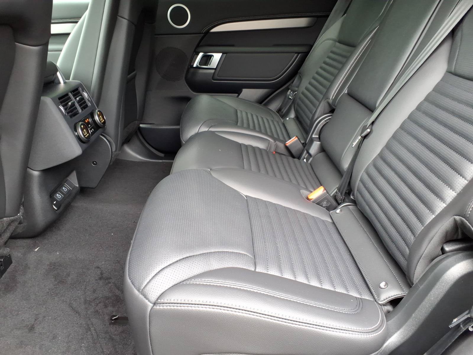 New 2026 Land Rover Discovery Dynamic SE AWD/4WD image 5