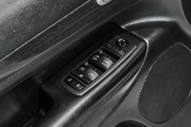 Used 2018 Jeep Grand Cherokee Laredo image 36