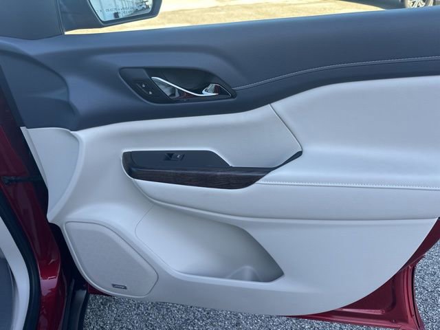 Used 2022 GMC Acadia Denali w/ Denali Ultimate Package image 45