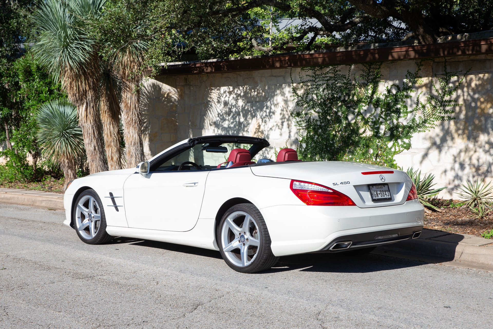 Used 2015 Mercedes-Benz SL 400 image 10