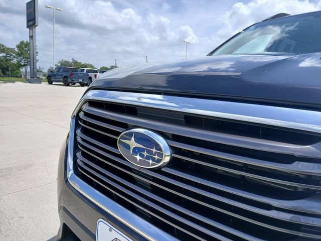 Used 2022 Subaru Ascent Limited w/ Technology Package AWD/4WD image 9