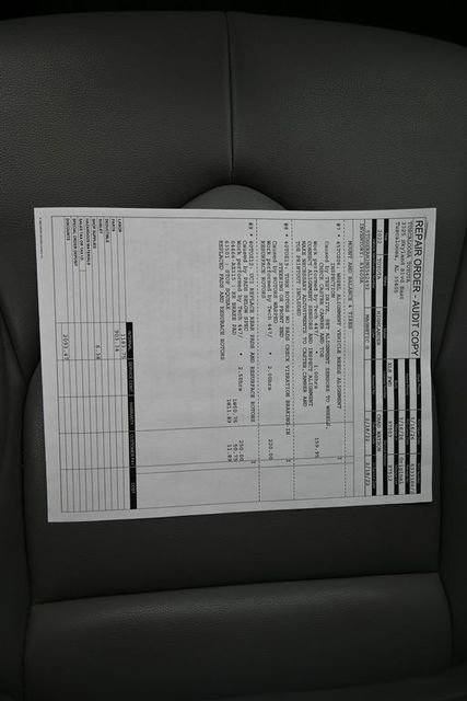 Used 2022 Toyota Highlander XLE image 4