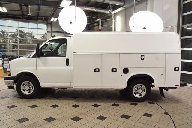 New 2025 Chevrolet Express 3500 w/ Power Convenience Package RWD image 3