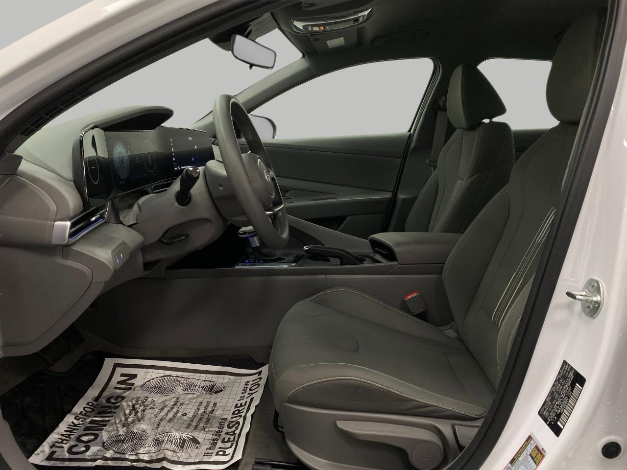 Certified 2024 Hyundai Elantra SEL FWD image 28