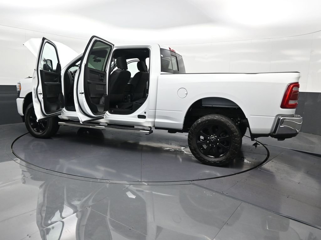 Used 2024 RAM 2500 Tradesman w/ Chrome Appearance Group AWD/4WD image 36