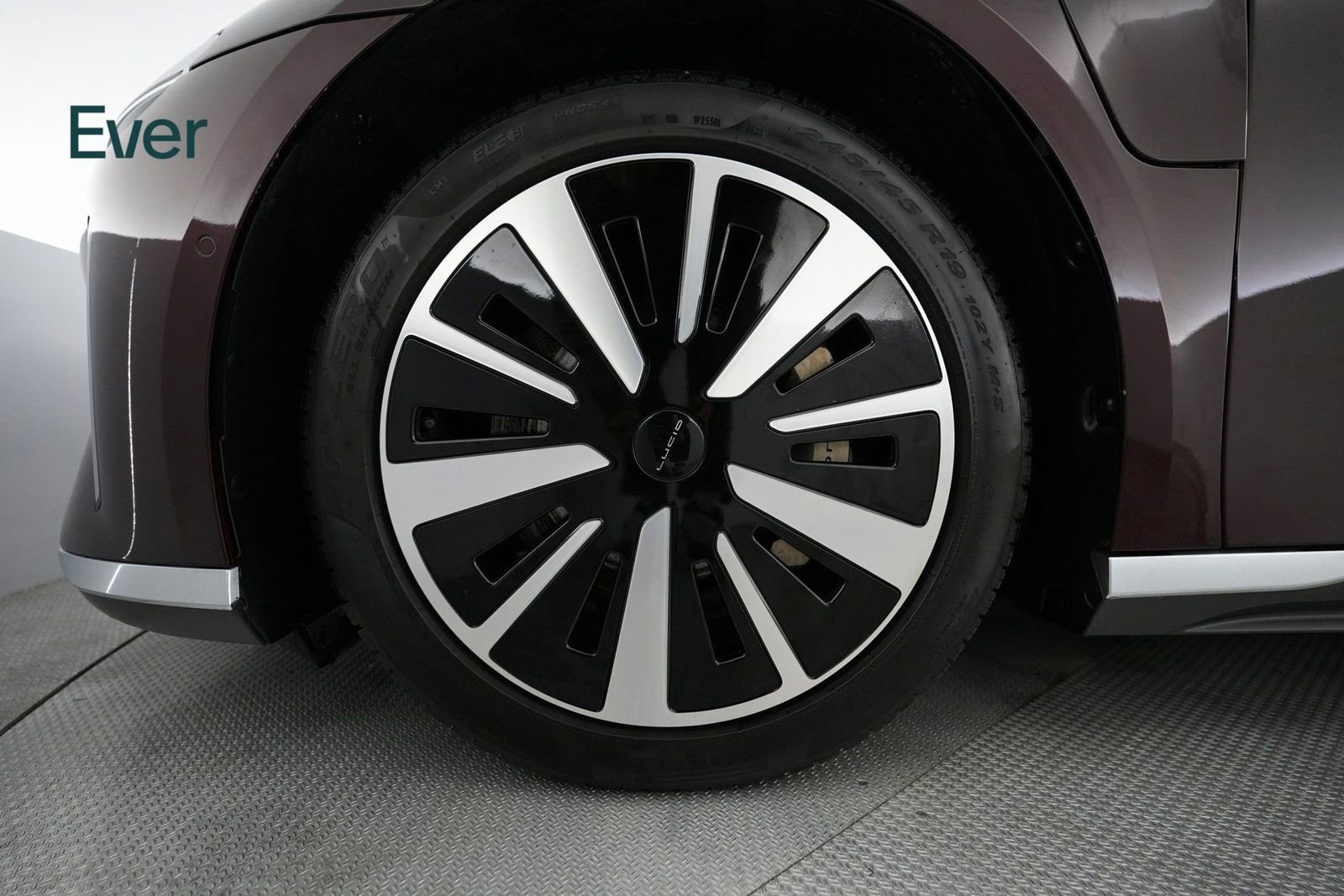 Used 2022 Lucid Air Grand Touring image 13