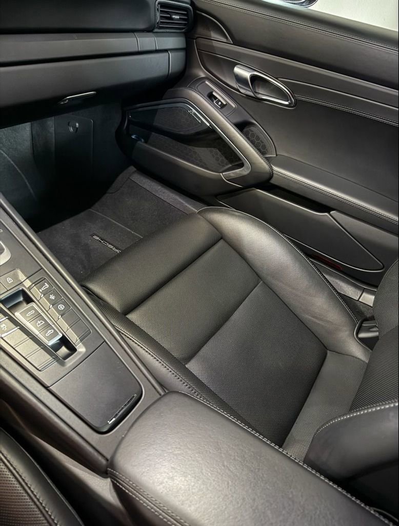 Used 2019 Porsche 911 Turbo S AWD/4WD image 5