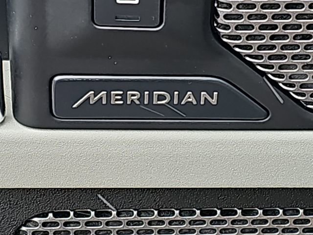 Used 2021 Land Rover Defender 110 X-Dynamic SE image 24