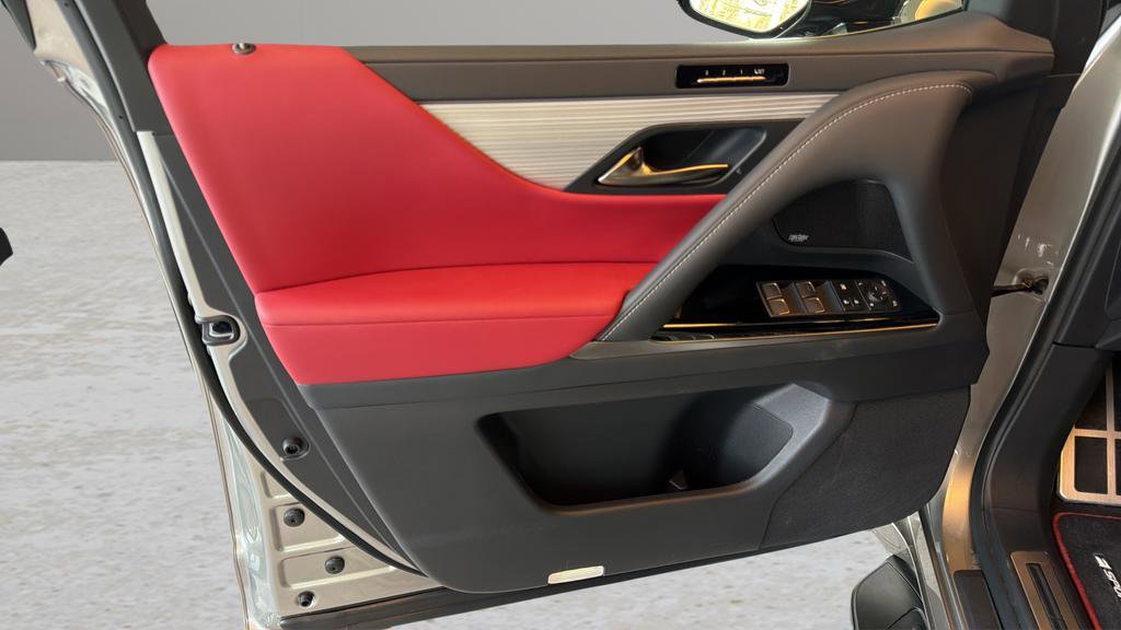 Used 2025 Lexus LX 700h F Sport w/ Accessory Package (Z1) image 8