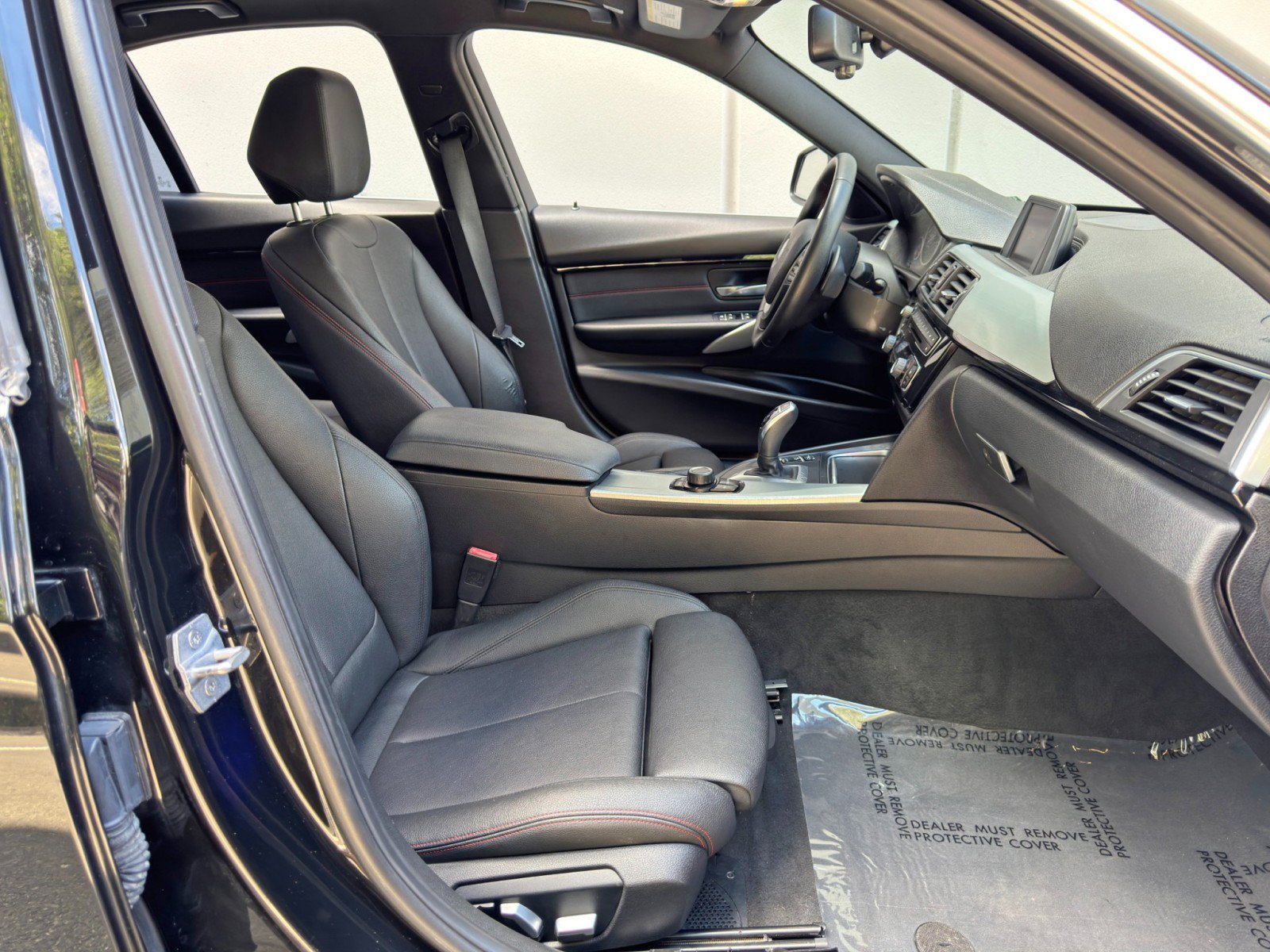 Used 2018 BMW 330i Sedan RWD image 14