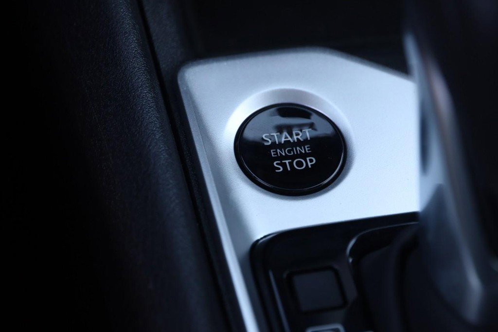 Used 2026 Nissan Altima 2.5 SV FWD image 15