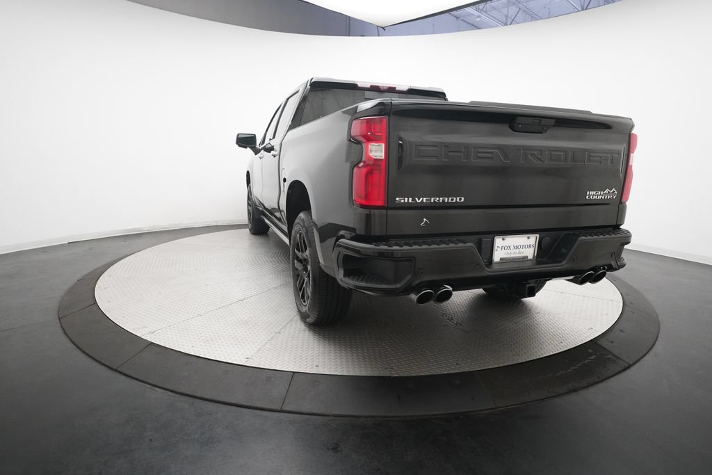 Used 2021 Chevrolet Silverado 1500 High Country w/ Technology Package AWD/4WD image 33