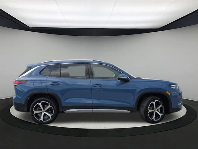 New 2025 Volkswagen Tiguan SE image 8