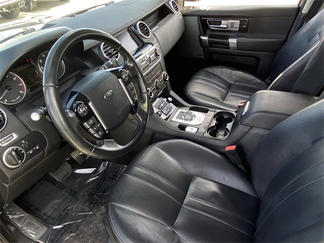 Used 2016 Land Rover LR4 HSE Silver Edition image 5