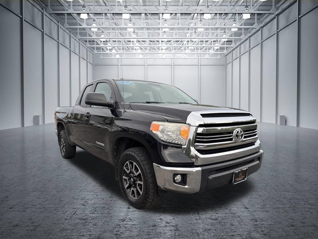 Used 2016 Toyota Tundra SR5 w/ TRD Off Road Package AWD/4WD image 9