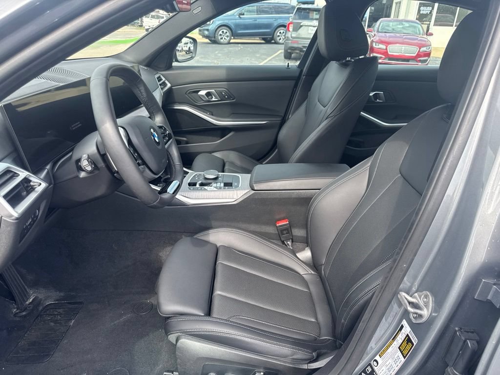 Used 2026 BMW 330i xDrive Sedan AWD/4WD image 10