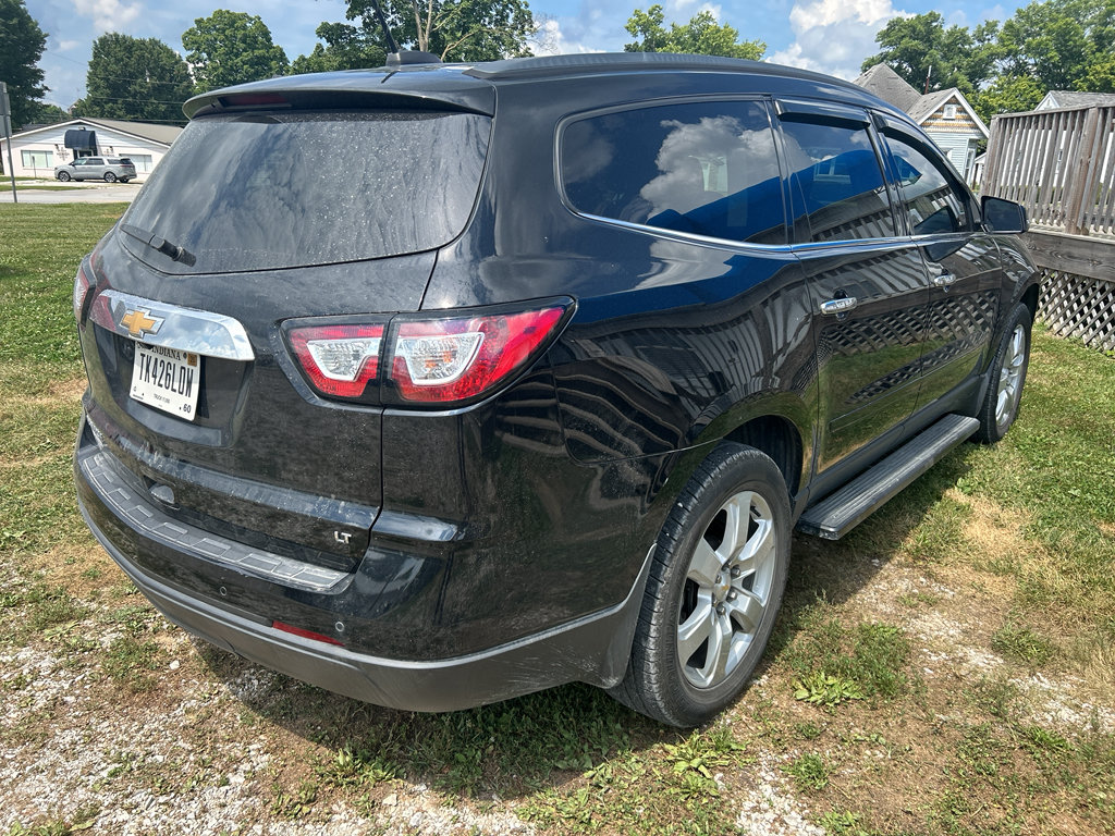 Used 2017 Chevrolet Traverse LT w/ Style and Technology Package FWD image 7